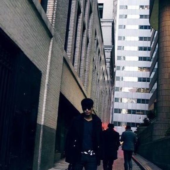 Meet your Posher, Jongha - Picture 1 of 1